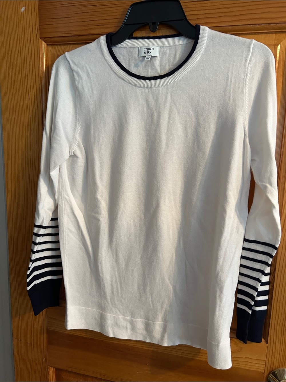 crown & ivy White Knit Top with Navy Striped Sleeves